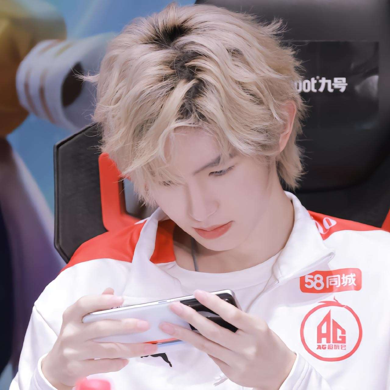 成都AG超玩会一诺