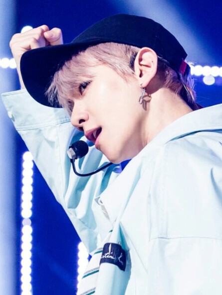 爱次糖der甜喵酱