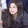 三三