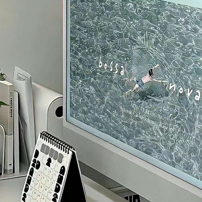 自赞就是自轻，自满是智慧的尽头