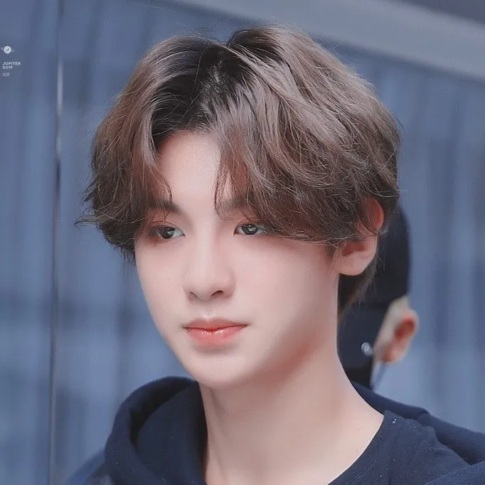 黄明昊