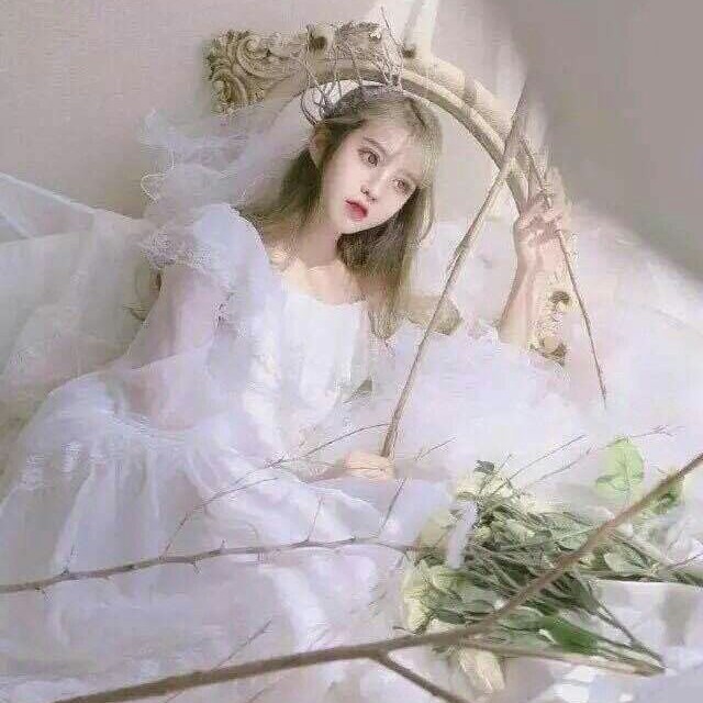 嶺居家的小丫头