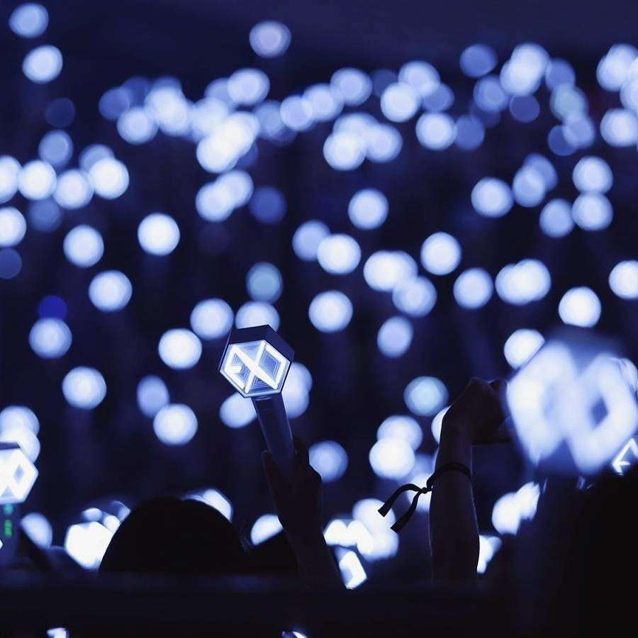 EXO