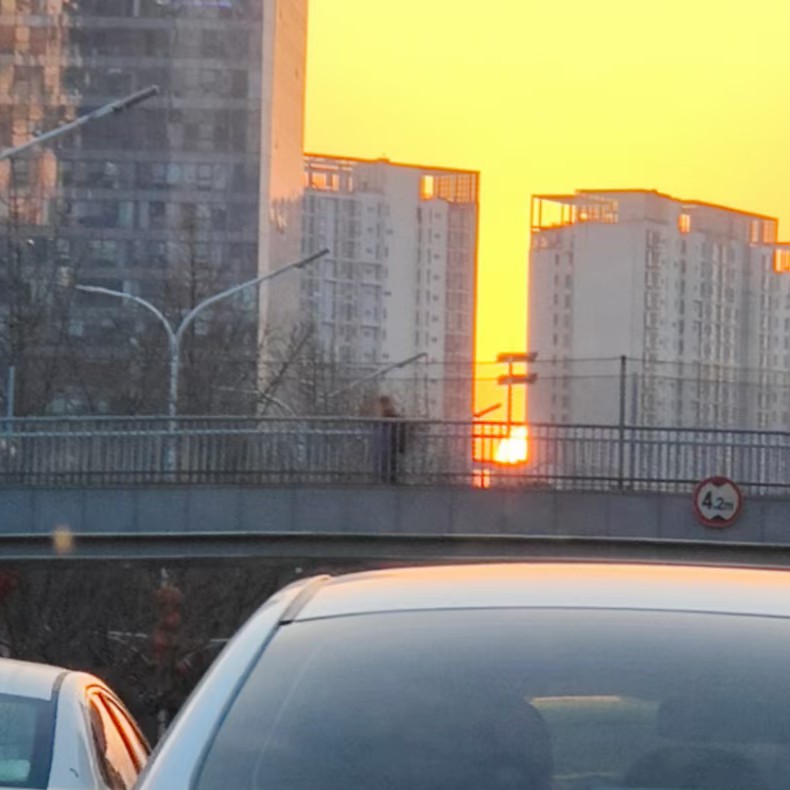 他女朋友的专辑