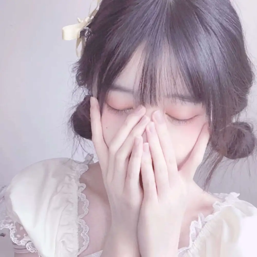 「甜甜的谐音梗沙雕文案」