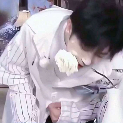 追星就追蔡徐坤.