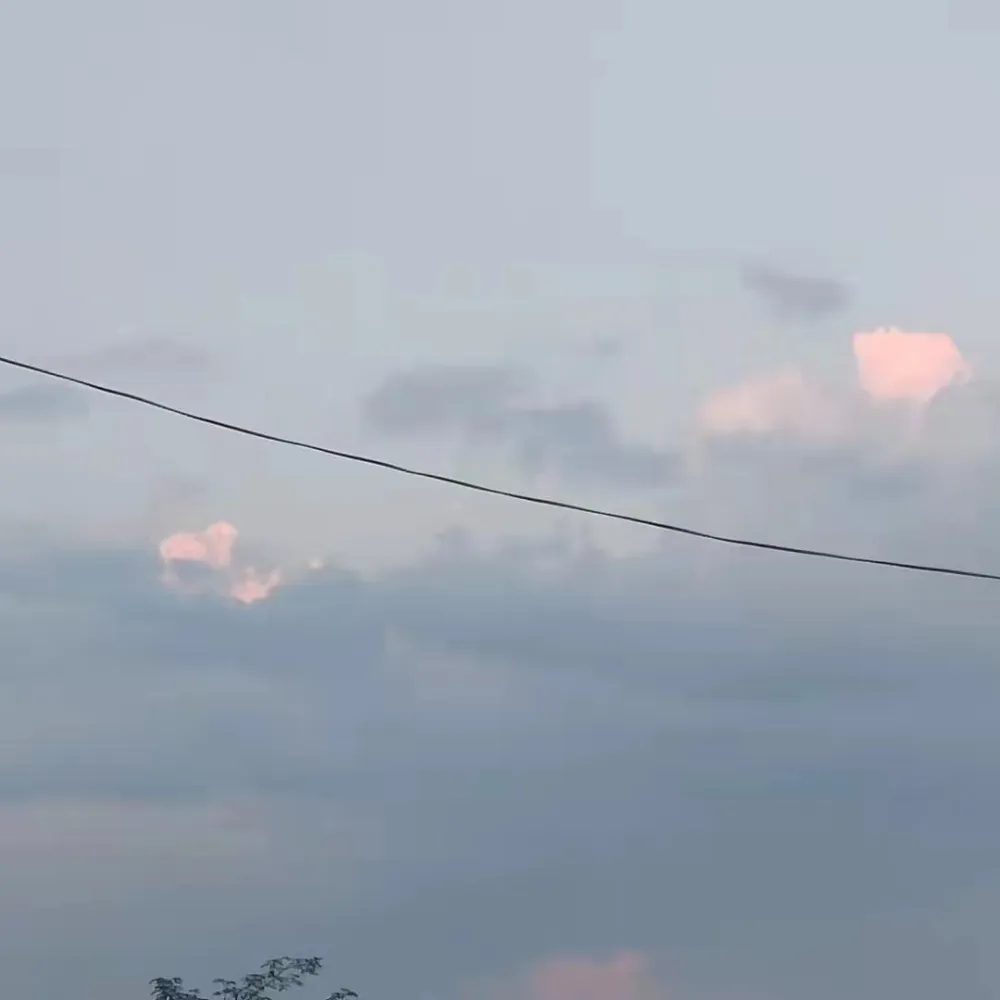 家人们，我emo了😭