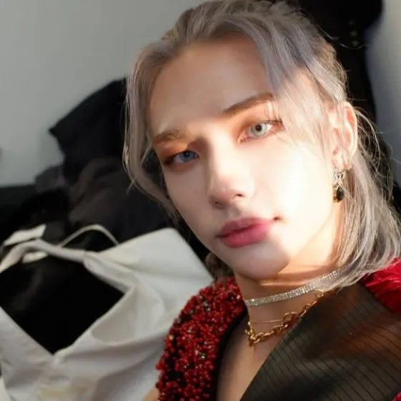 Jinnnn_0302的专辑