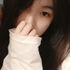 她
