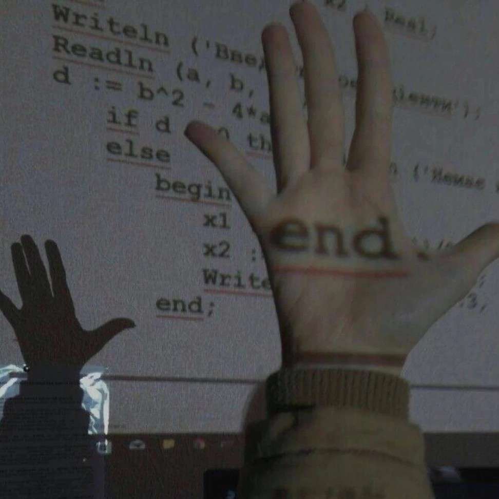 我们最后终于变成朋友