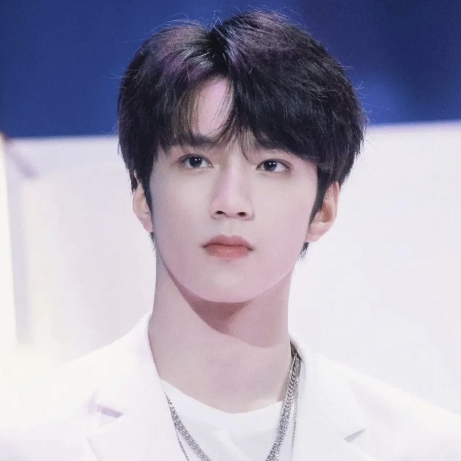 追光者——狼王🐺