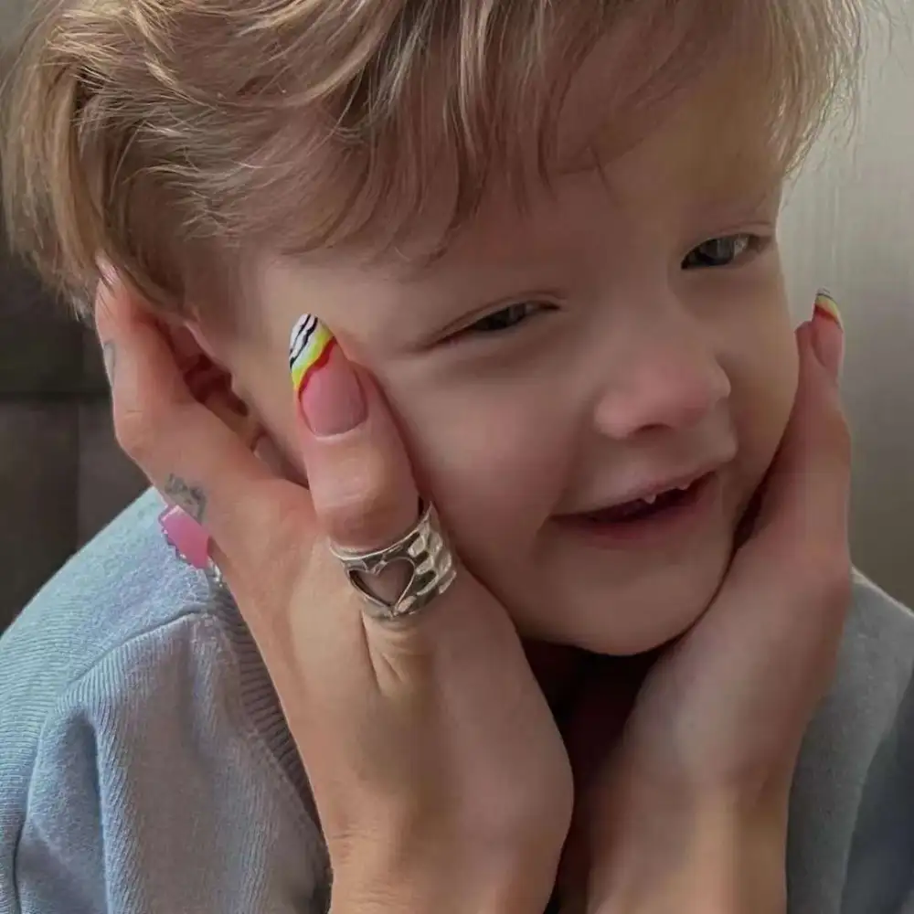 (⑅•ᴗ•⑅)◜..°♡