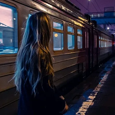 世上人人心独坐