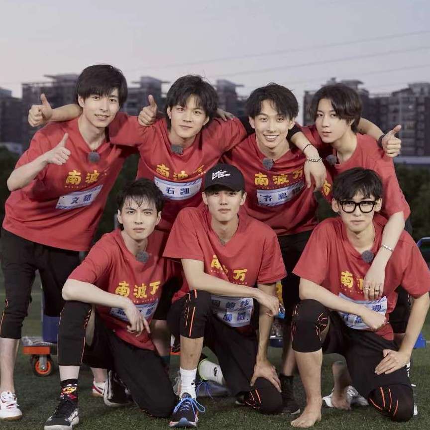 𓆝𓆟𓆜𓆞𓆝𓆟𓆜𓆞的专辑