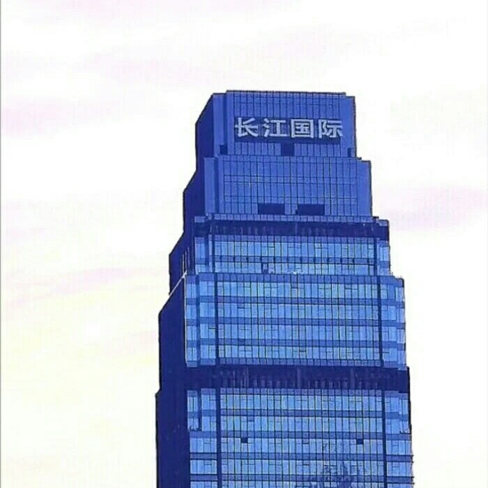 关于十八楼的一切的一切