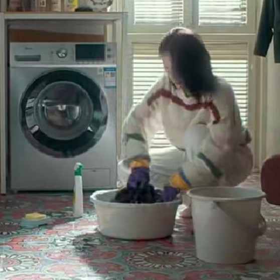 LoeW October 13的专辑