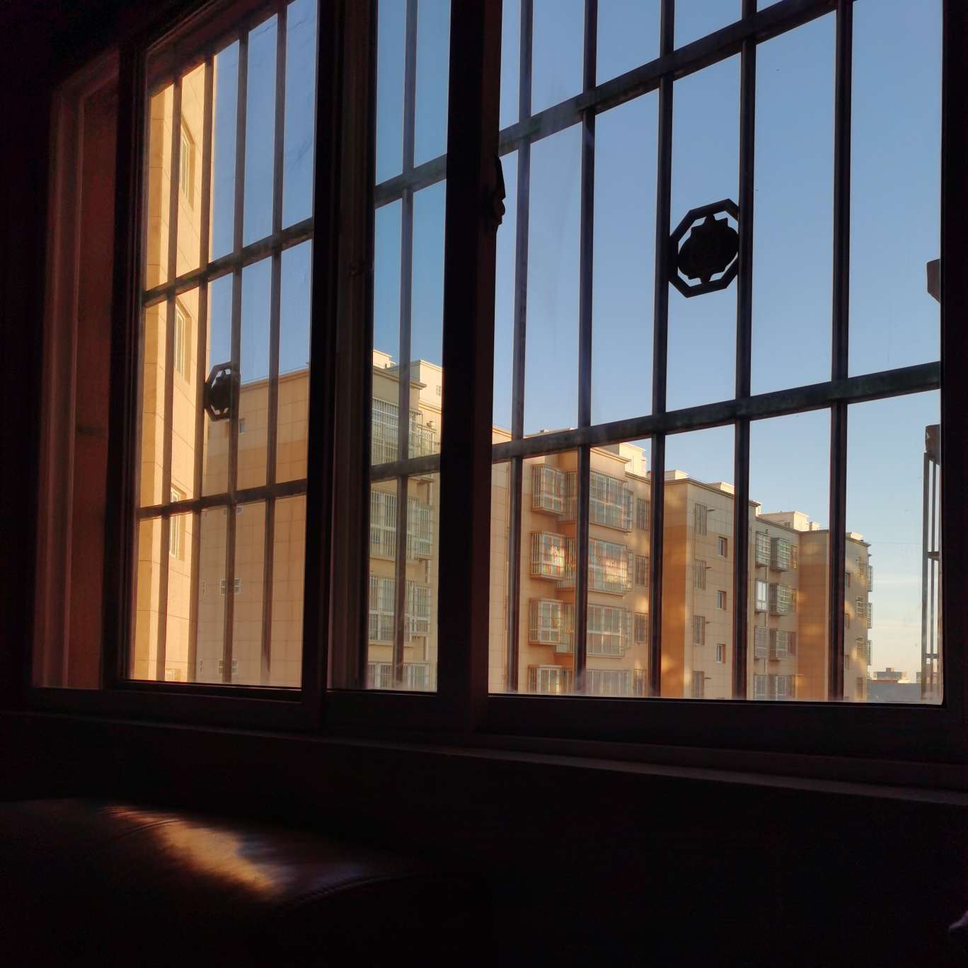 执笔绘倾城的专辑