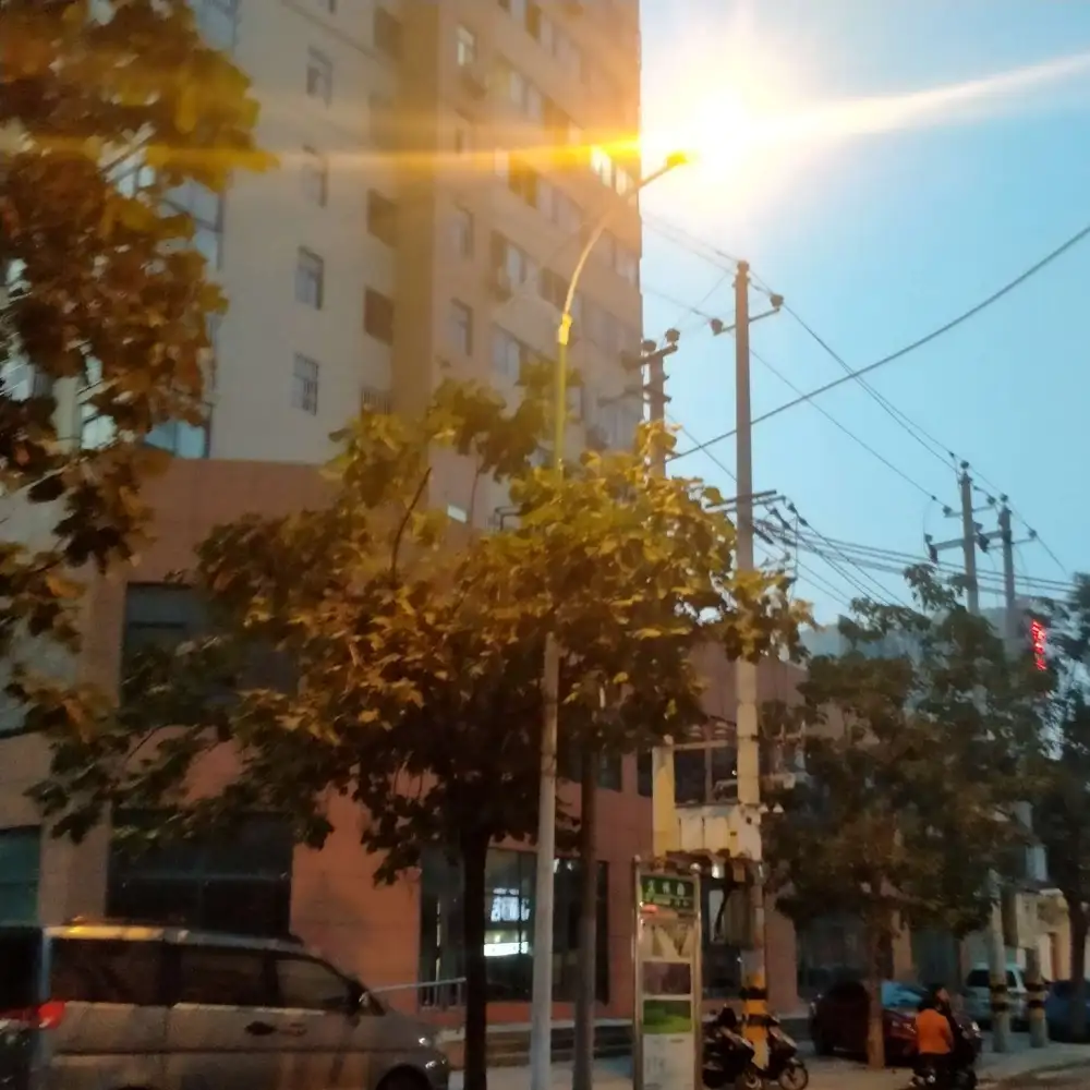 居庸的专辑