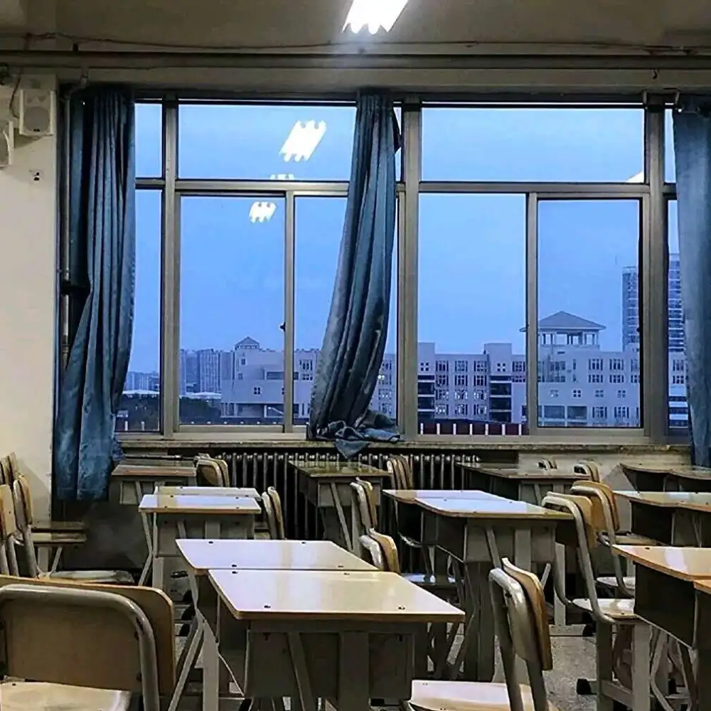无心风月 独钟自己