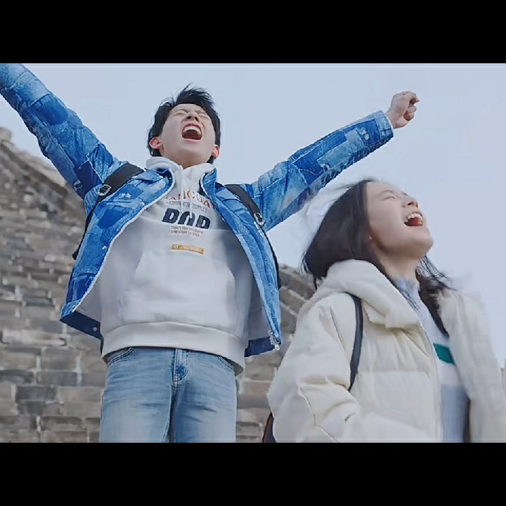 满船清梦压星河的专辑