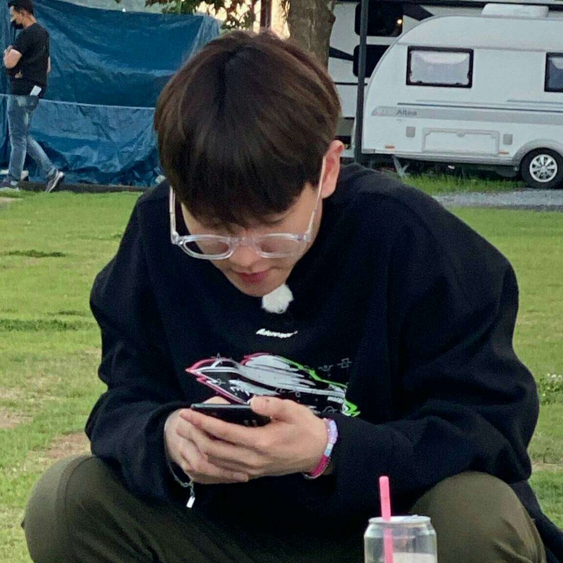 你是远方星球的引力，所以潮汐不止