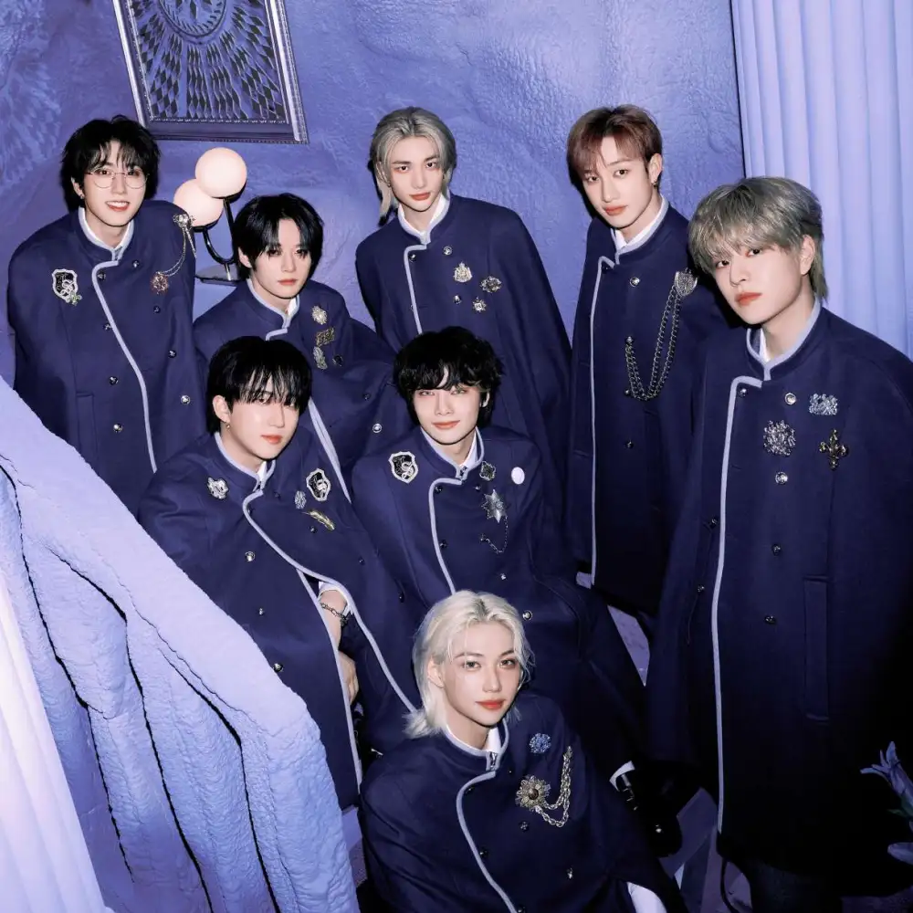 Stray Kids