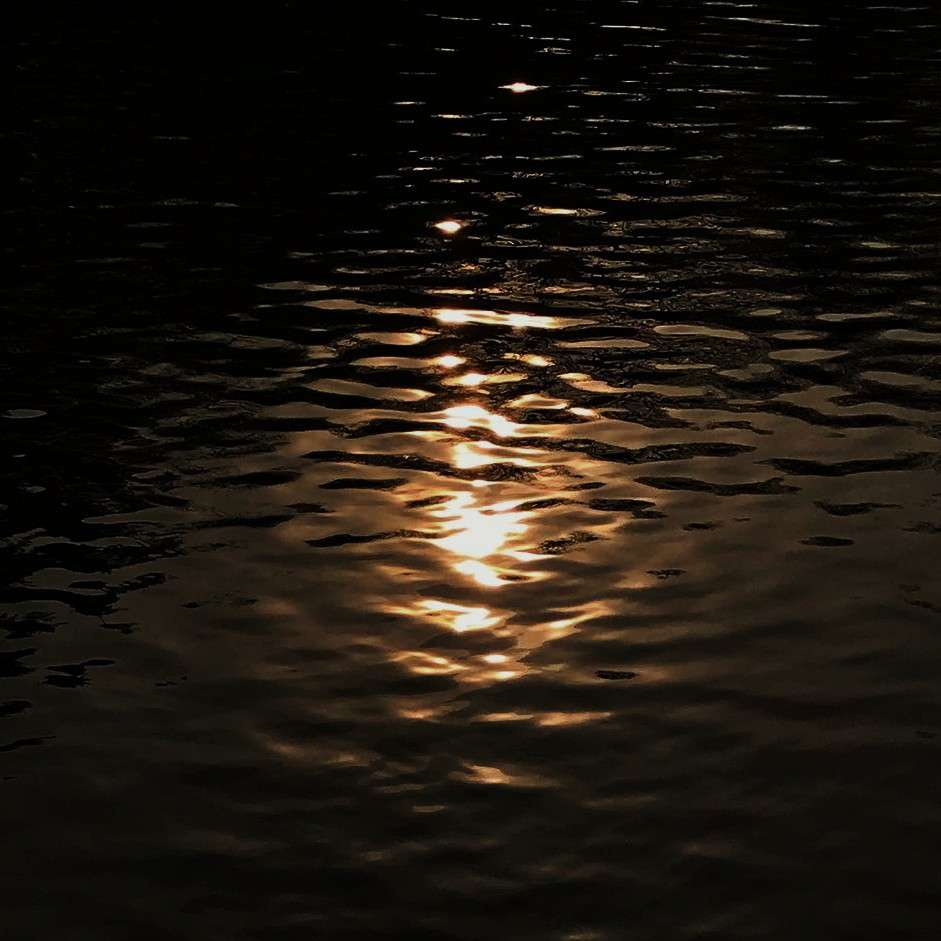 沉潜沉潜，寻自我