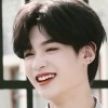 黄明昊