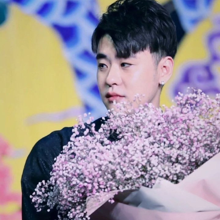 🇧 🇪  🇳 🇮 🇨 🇪 .的专辑