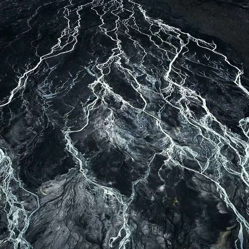 晚夜微雨共归途