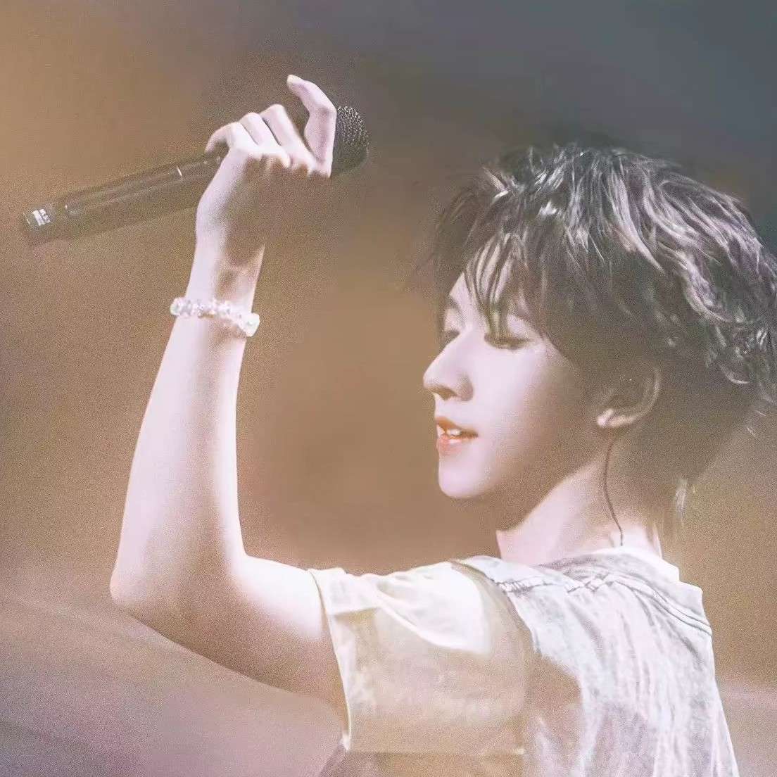 贺峻霖❤️❤️❤️