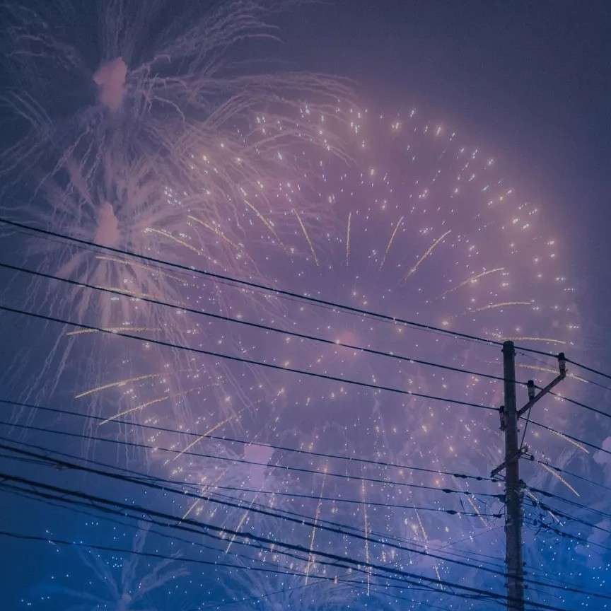 人都有各自的月亮