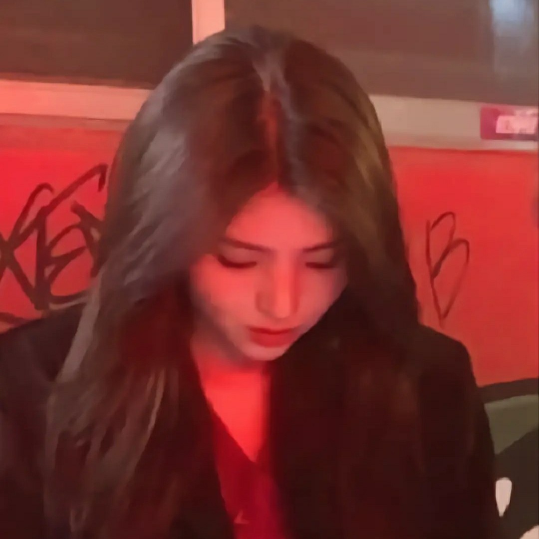 别问姐几岁 姐的情绪零碎