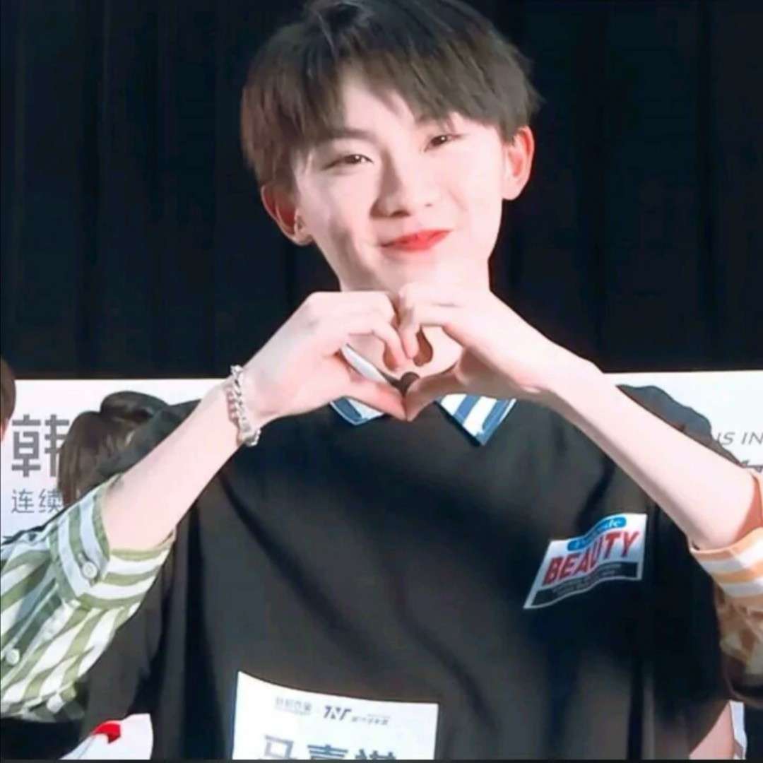 做小马哥的星光，陪他入梦