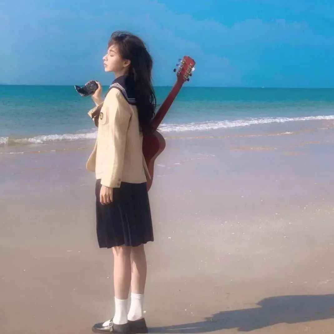 被沙雕网友玩坏的 “不被定义文学”