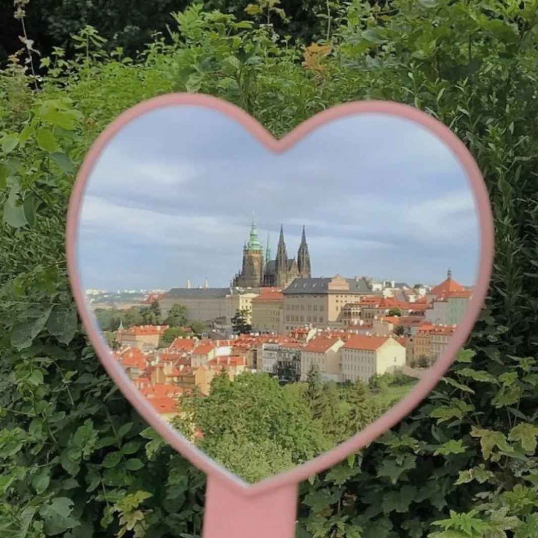 高级又小众的朋友圈文案