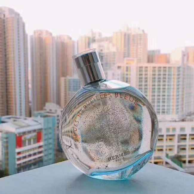 高级感十足的品牌香水文案